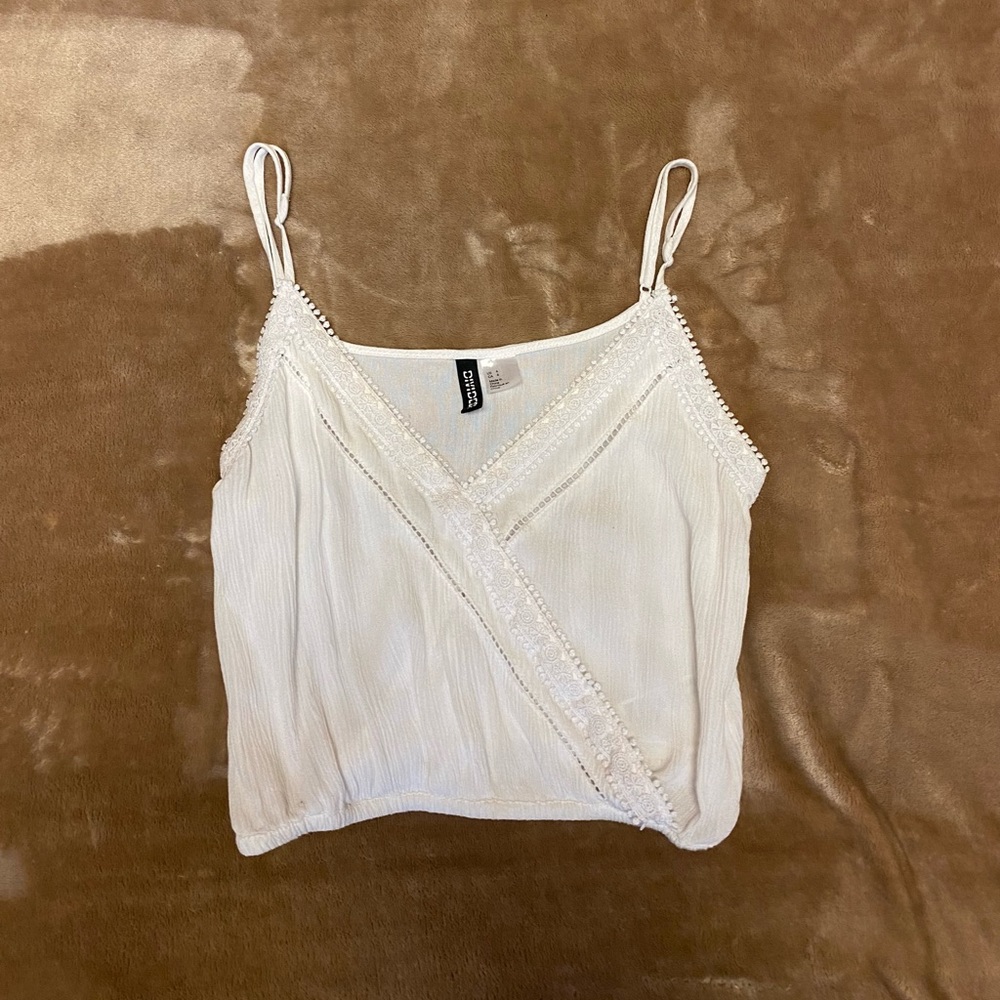 Medium H&M Divided white tank